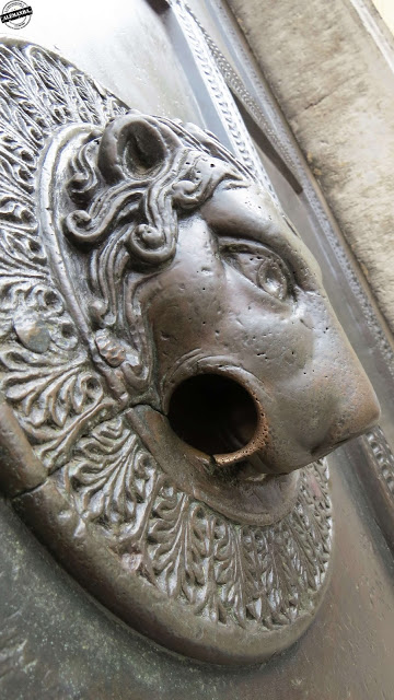 Lenda da Catedral de Aachen