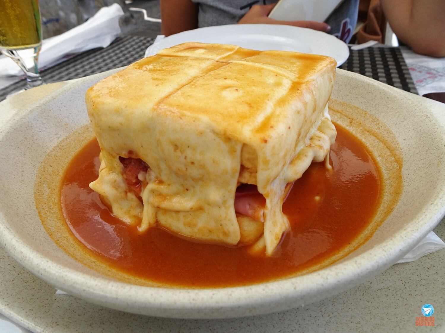 Francesinha Porto - pratos para provar em Portugal