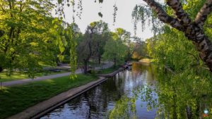 Parque Kronvalda em Riga