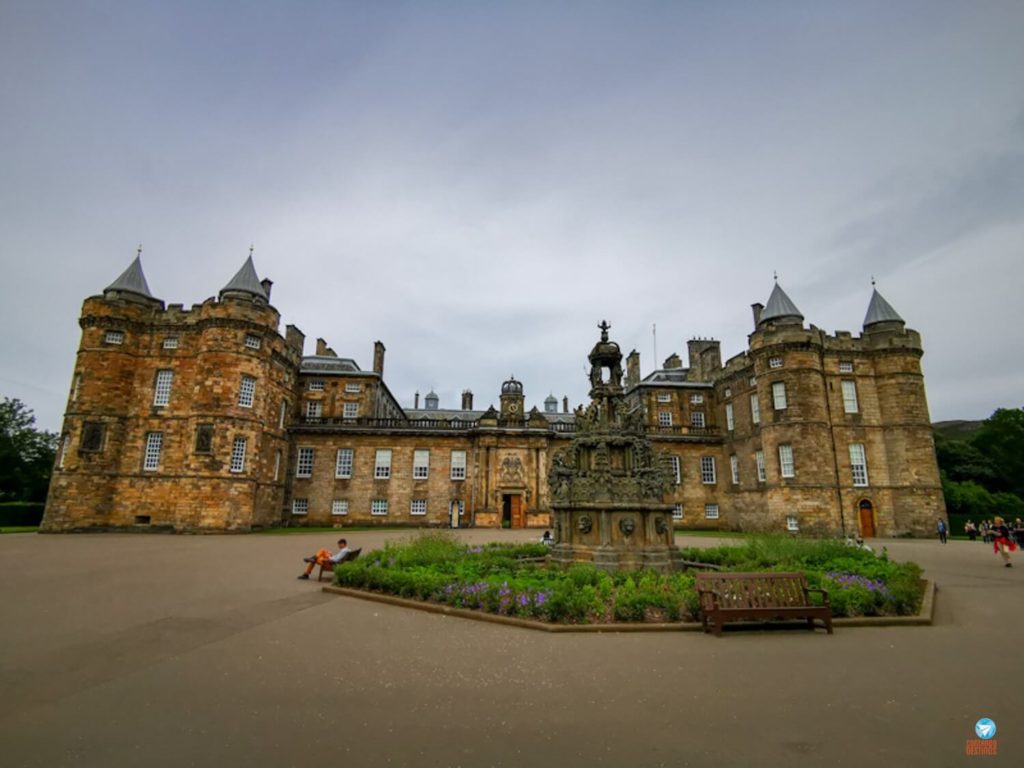 Palácio de Holyrood Edimburgo