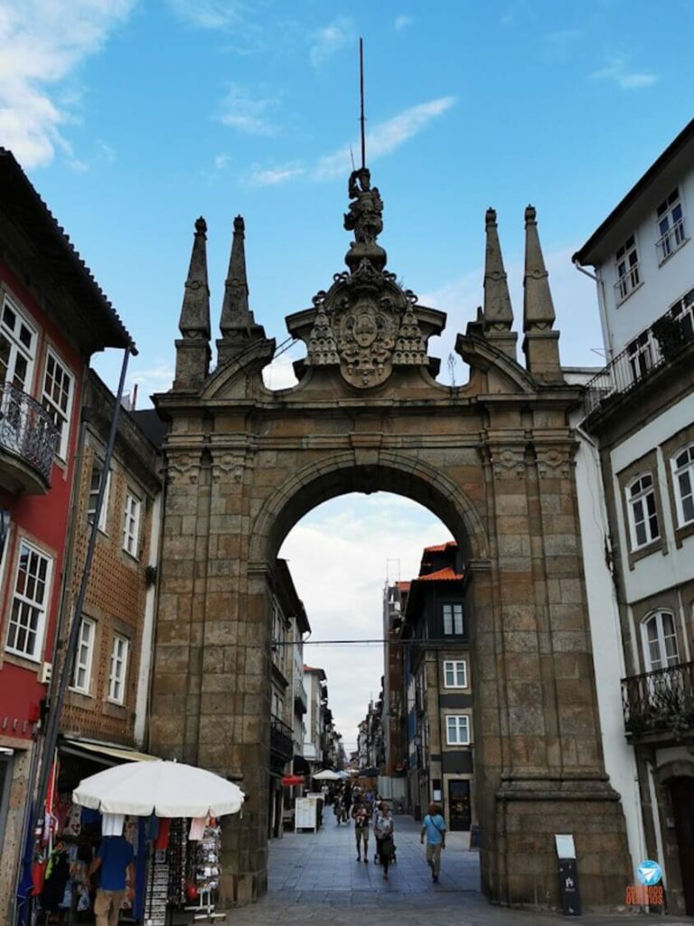 Arco da Porta Nova em Braga, Portugal