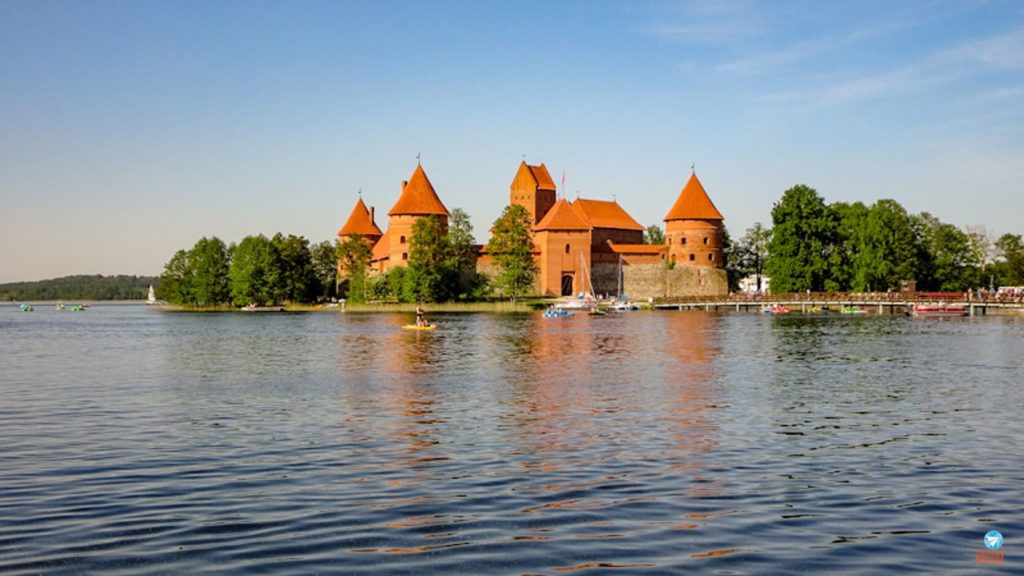 Países para conhecer na Europa - Castelo de Trakai na Lituânia